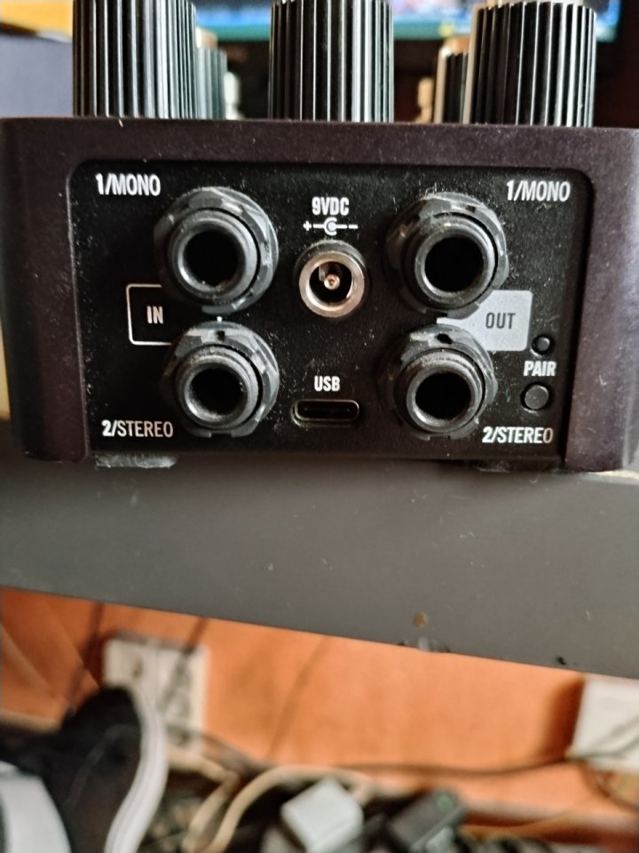 - Universal Audio Lion (UAFX) -