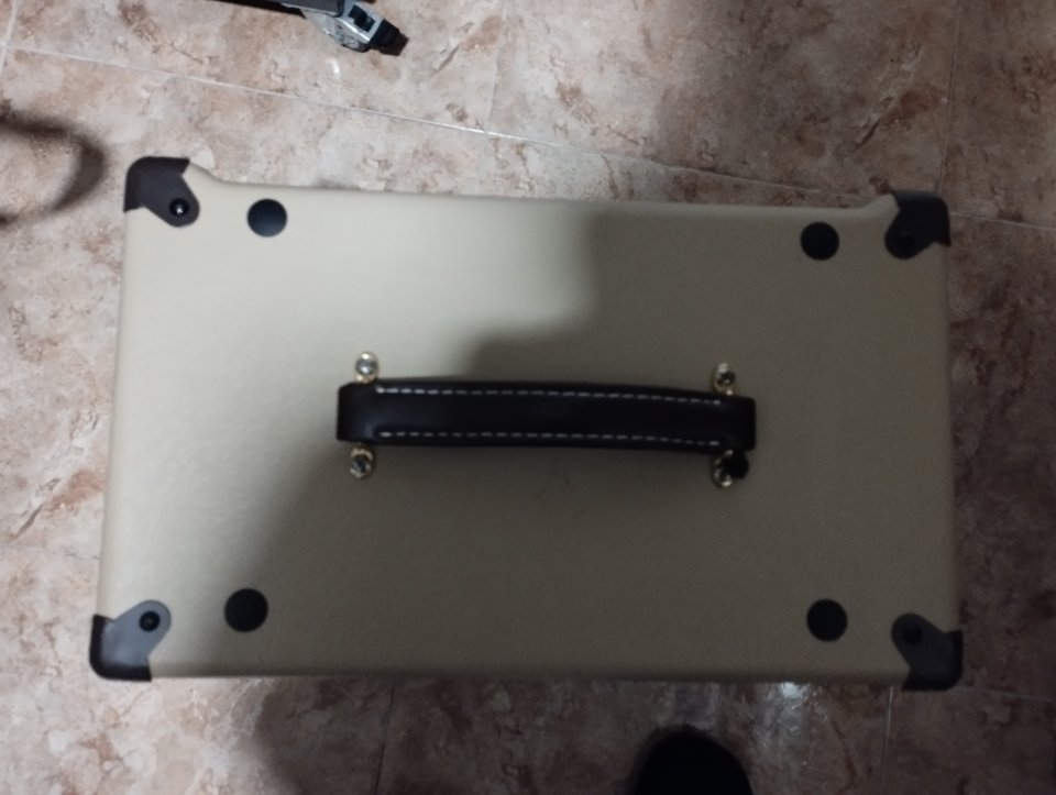 Amplificador Guitarra HARLEY BENTON GA 15