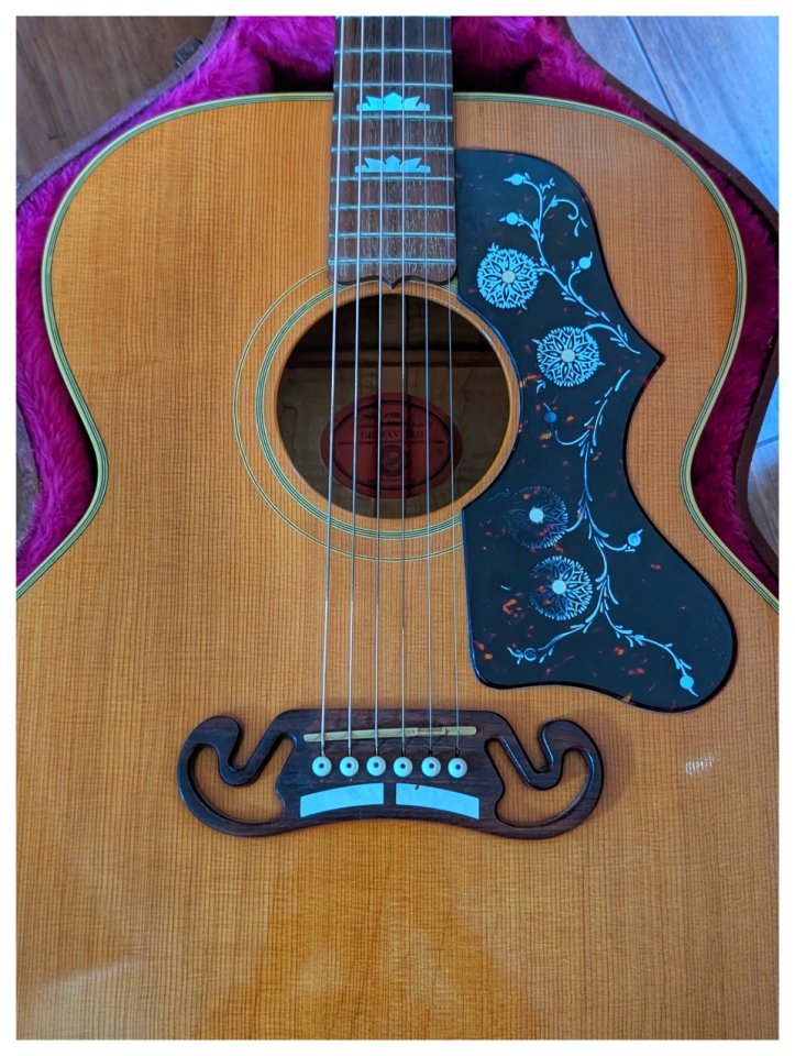 Gibson J-150 Jumbo 1999 - envío incluido de segunda mano · Foto 10 de 10 · Madrid · 3200 €