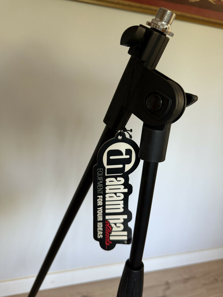 Pie de Micrófono ADAM HALL STANDS Modelo S5BE NUEVO