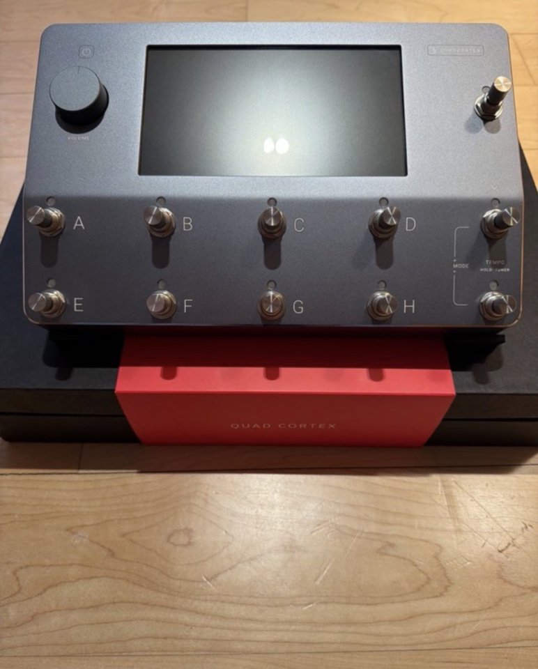 Neural DSP Quad Cortex de segunda mano · Foto 2 de 5 · Valencia · 1100 €