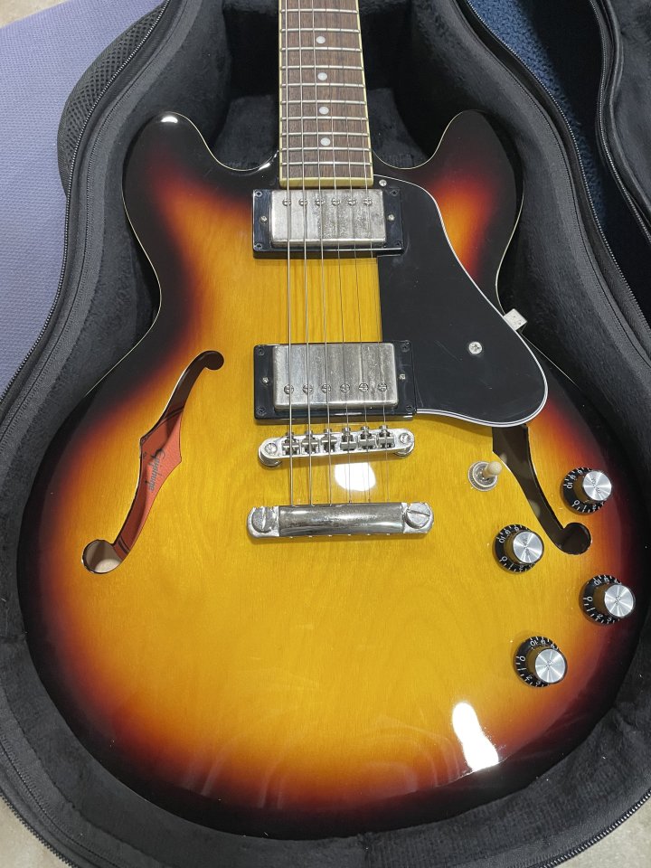 Epiphone 339 Inspired by Gibson