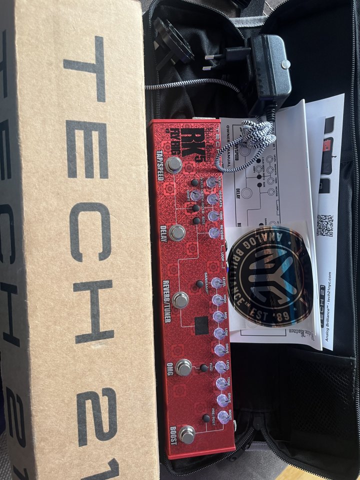 Tech 21 fly rig rk5 v3 de segunda mano · Foto 1 de 3 · Araba · 320 €