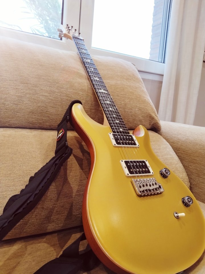 PRS Ce24 ltd gold top 2025 de segunda mano · Foto 1 de 4 · Murcia · 2200 €