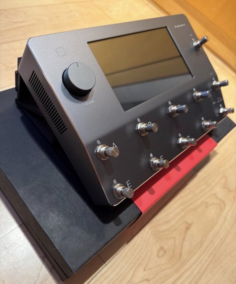 Neural DSP Quad Cortex de segunda mano · Foto 3 de 5 · Valencia · 1100 €