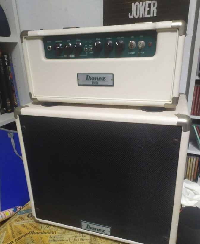 Amplificador Ibanez TSA15H + pantalla TSA112C + Pedal IFS52G