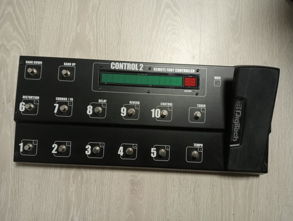 Digitech GSP1101 con Pedalera CONTROL2