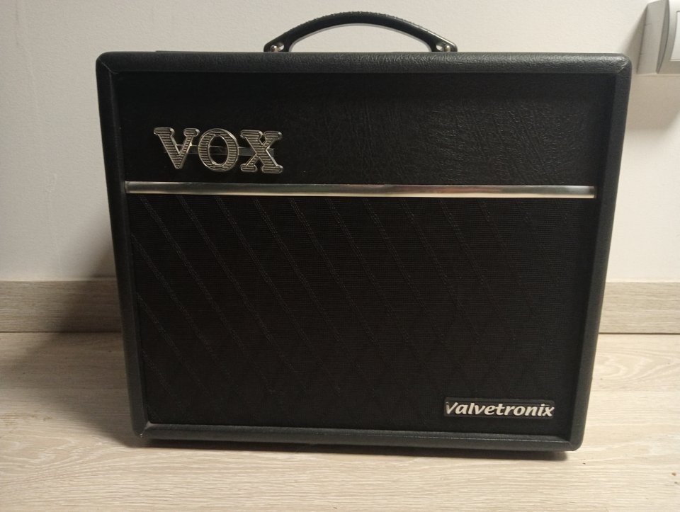 Amplificador VOX VT20+