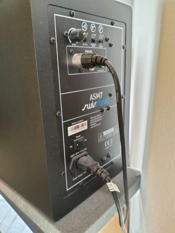 Altavoces Swissonic ASM7