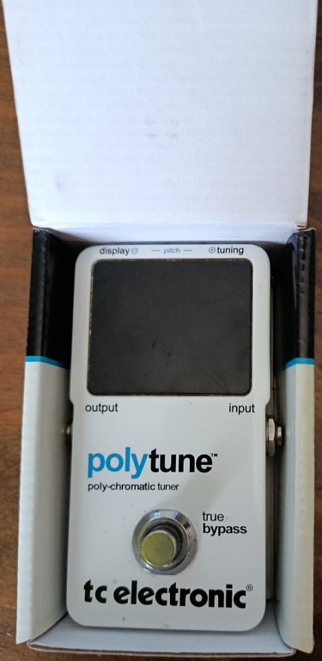 POLYTUNE TC ELECTRONIC de segunda mano · Foto 1 de 2 · Málaga · 65 €