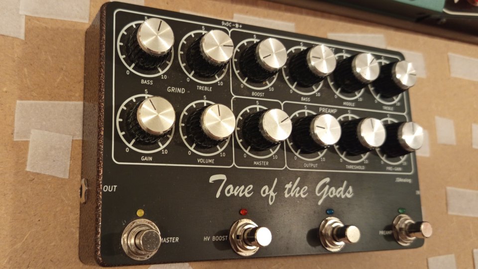 JD Analog Tone of the Gods V2 – Preamp / Overdrive / Boost boutique de segunda mano · Foto 4 de 5 · Barcelona · 300 €