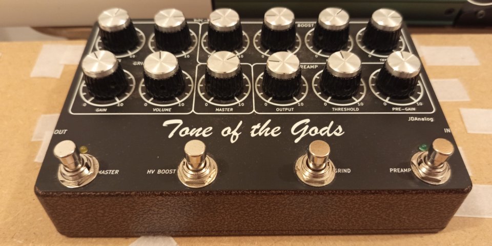 JD Analog Tone of the Gods V2 – Preamp / Overdrive / Boost boutique de segunda mano · Foto 5 de 5 · Barcelona · 300 €