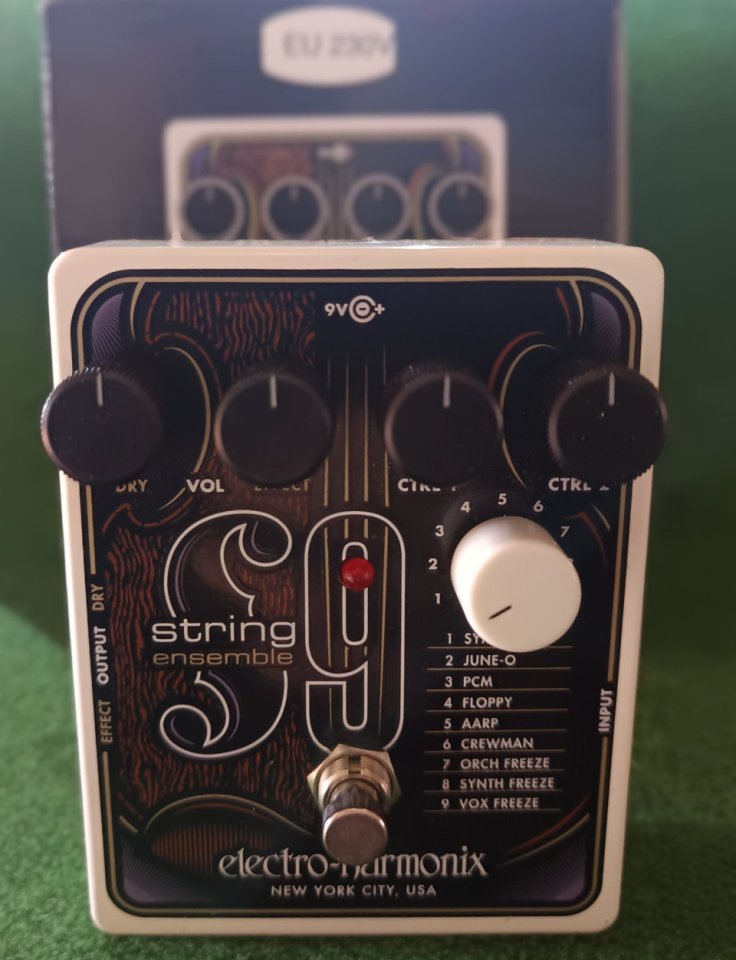 Pedales Guitarra y Tarjetas Sonido