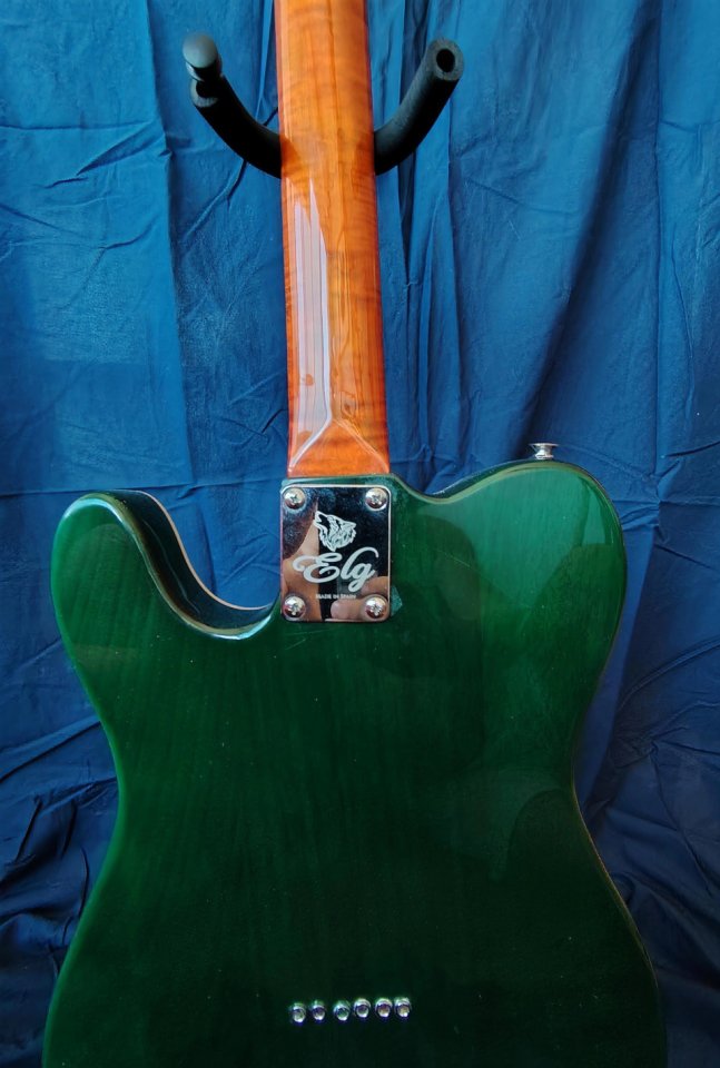 Guitarra ELg estilo telecaster de segunda mano · Foto 7 de 10 · Madrid · 550 €