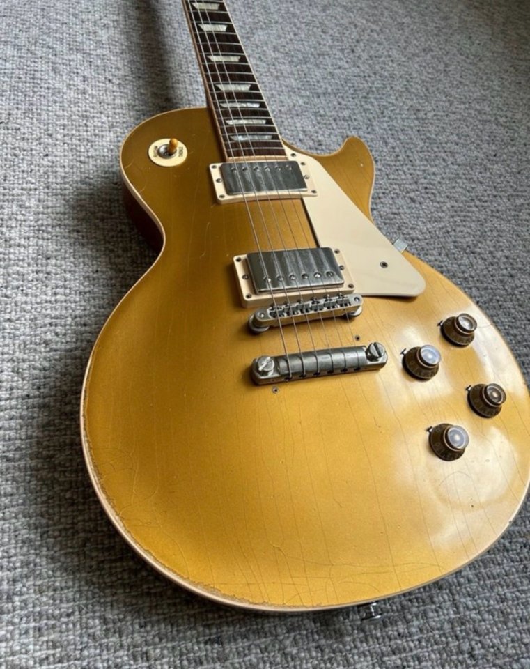Gibson les Paul classic Goldtop aged de segunda mano · Foto 3 de 4 · Bizkaia · 1750 €