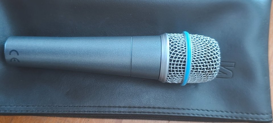 Shure Beta 57A de segunda mano · Foto 3 de 3 · Murcia · 105 €