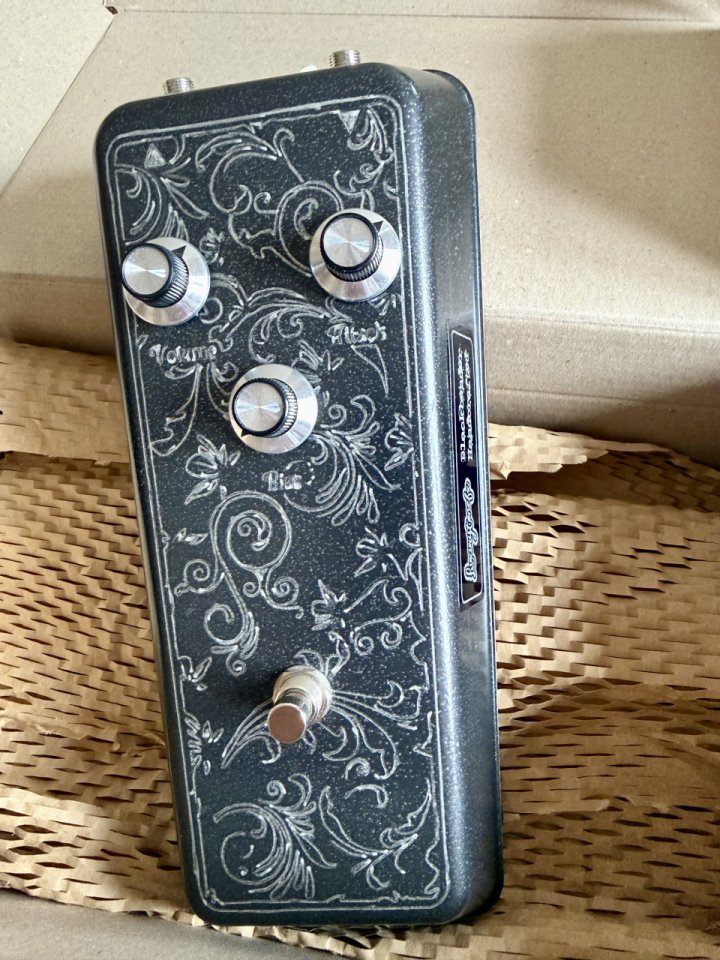 Luxury Tone FX BlackBender – Vox Tone Bender V828 de segunda mano · Foto 1 de 3 · Bizkaia · 225 €