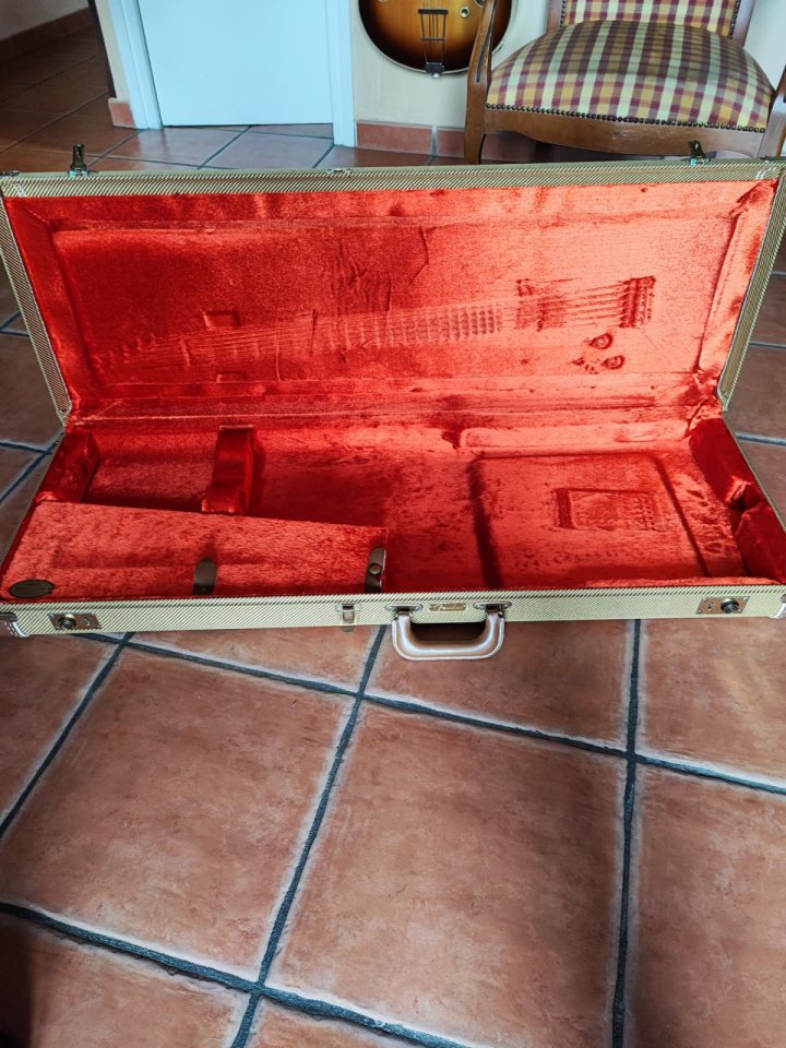 Fender Hot Rod Red Fiesta