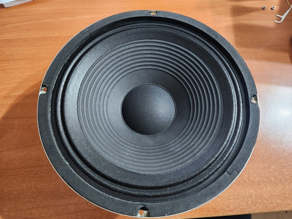 Altavoz 12" LANEY 8 Ohms. de segunda mano · Foto 2 de 4 · Alicante · 55 €