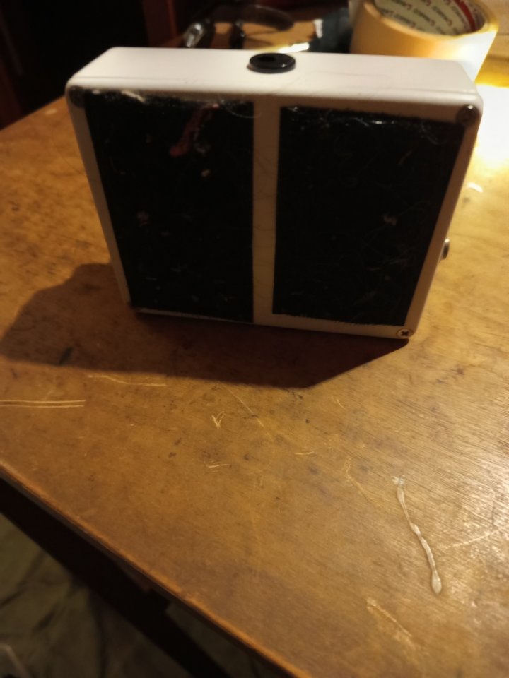 Vendo Mojo Hand Rook Royale de segunda mano · Foto 3 de 3 · Barcelona · 140 €