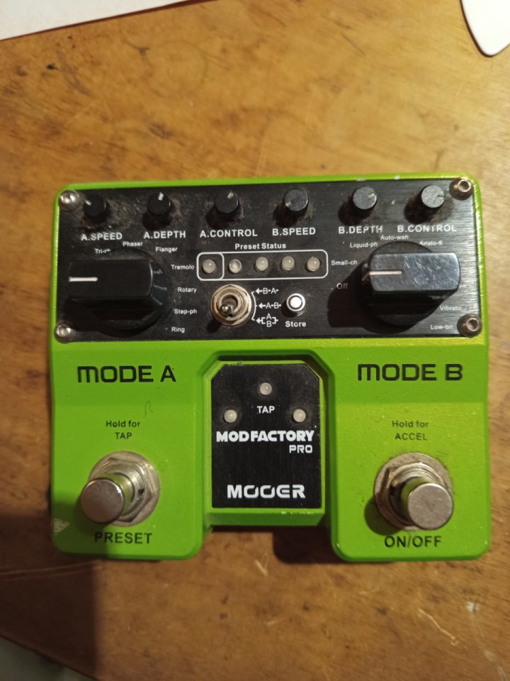 Vendo Mooer de segunda mano · Foto 1 de 3 · Barcelona · 140 €