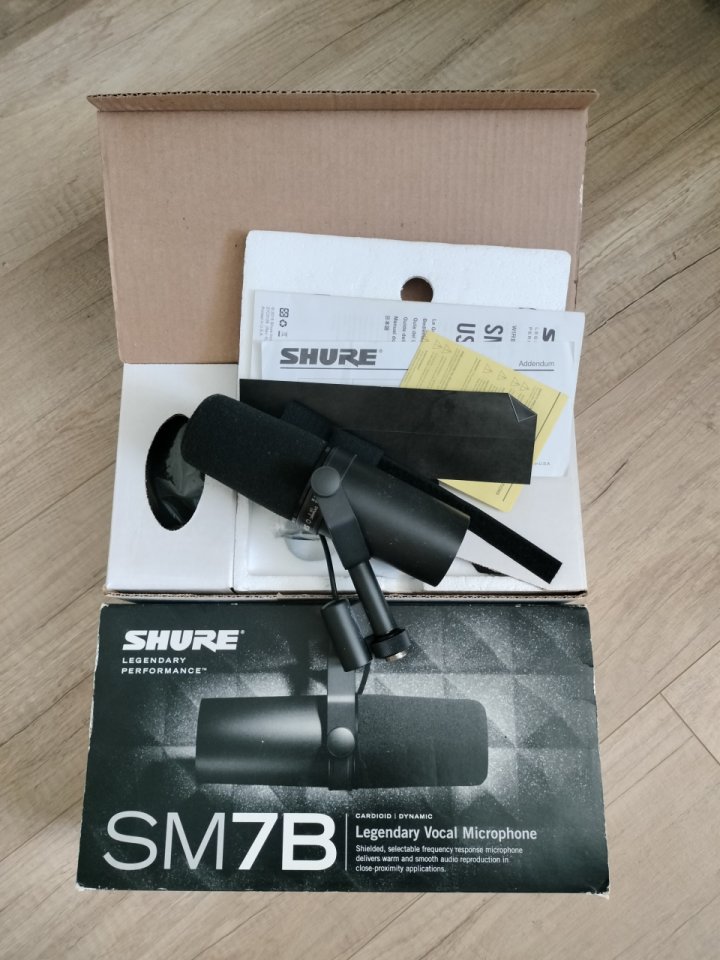 Shure SM7B