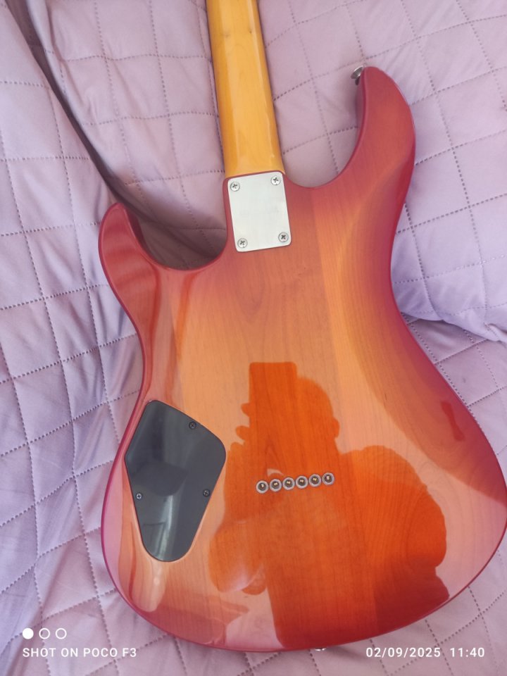 Yamaha Pacifica 611HFM