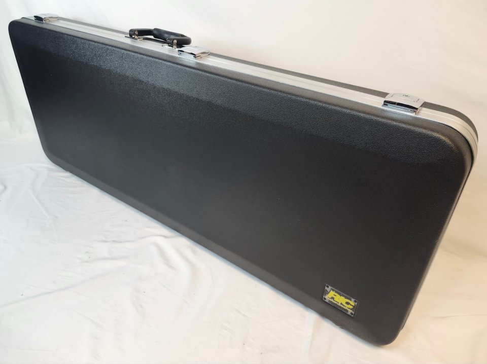 Rickenbacker 330 Jetglo 2026. Guitarra nueva aun sin estrenar.