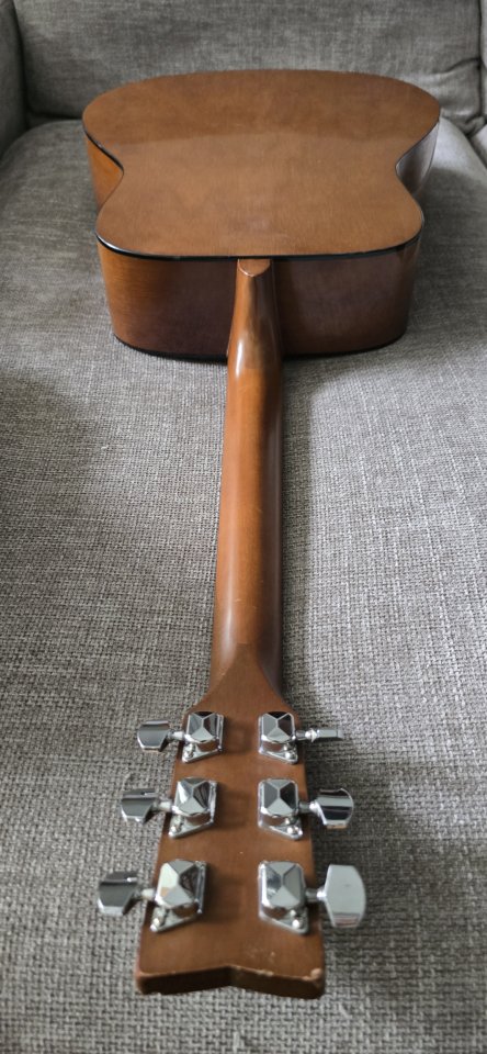 Yamaha Acústica de segunda mano · Foto 7 de 10 · Madrid · 70 €