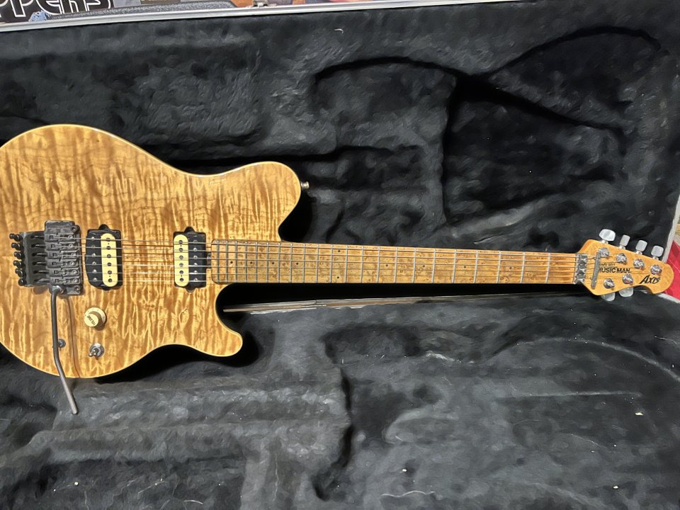 Musicman axis