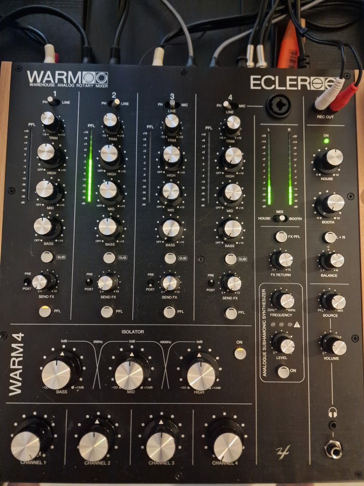 Mesa Ecler Warm 4 Analógica