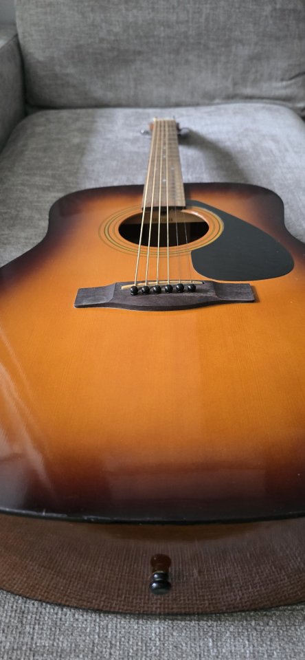 Yamaha Acústica de segunda mano · Foto 8 de 10 · Madrid · 70 €