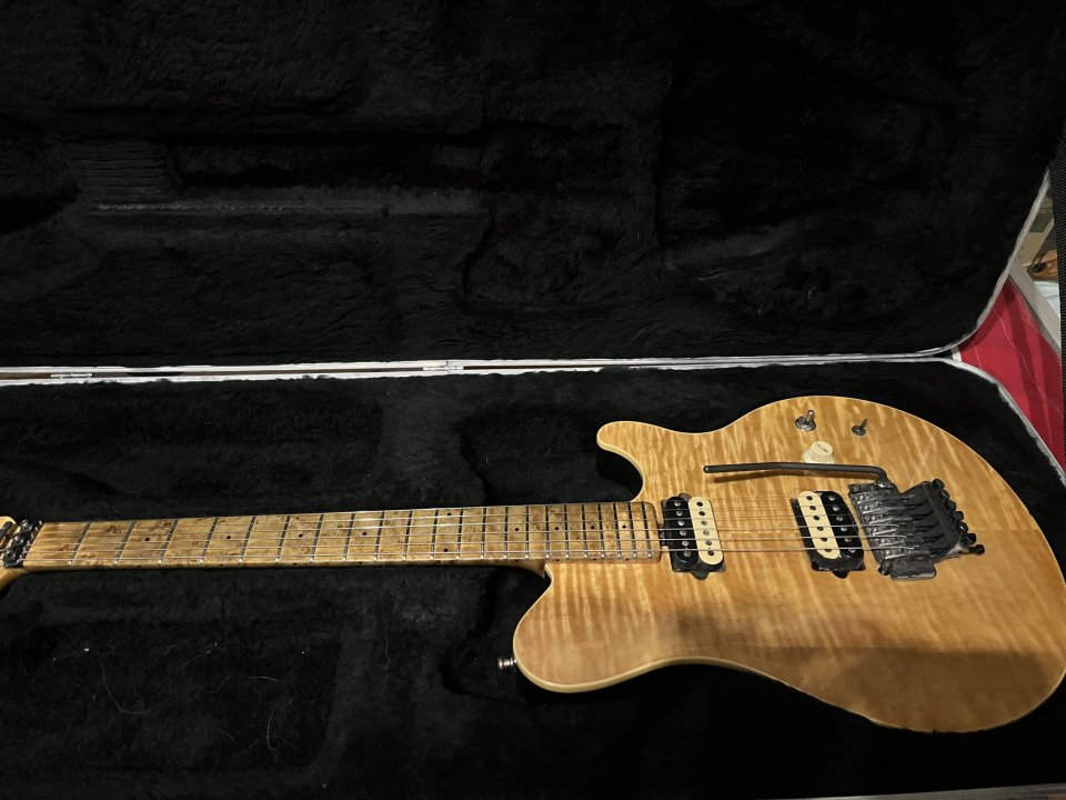 Musicman axis
