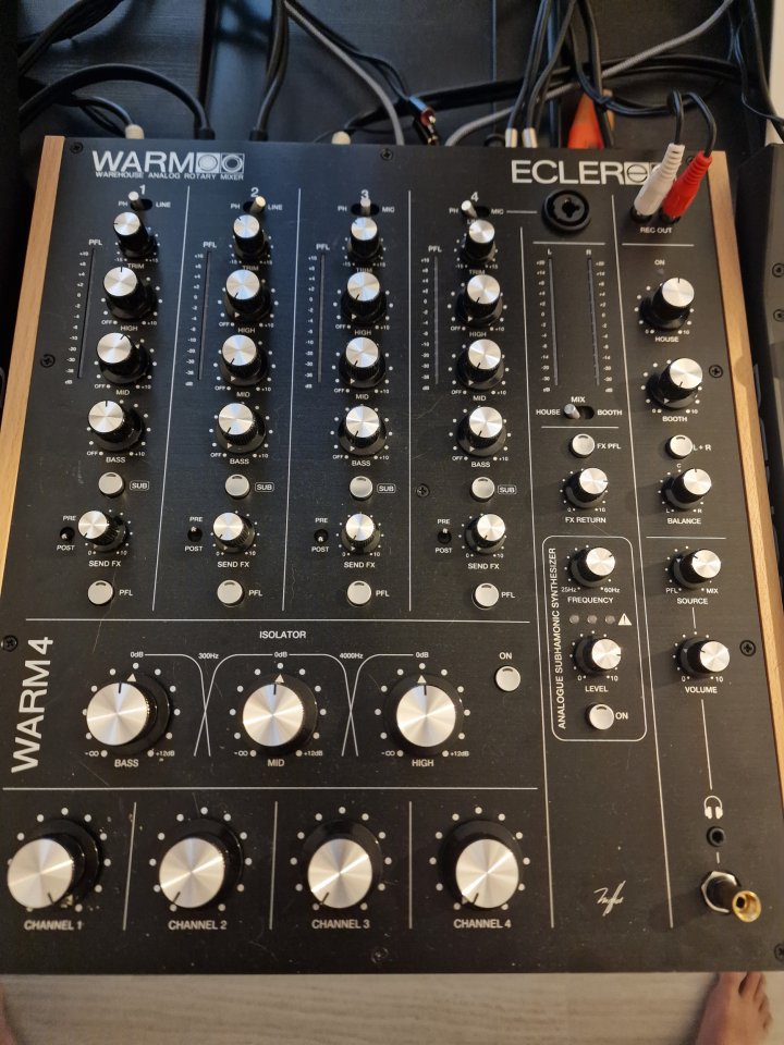 Mesa Ecler Warm 4 Analógica