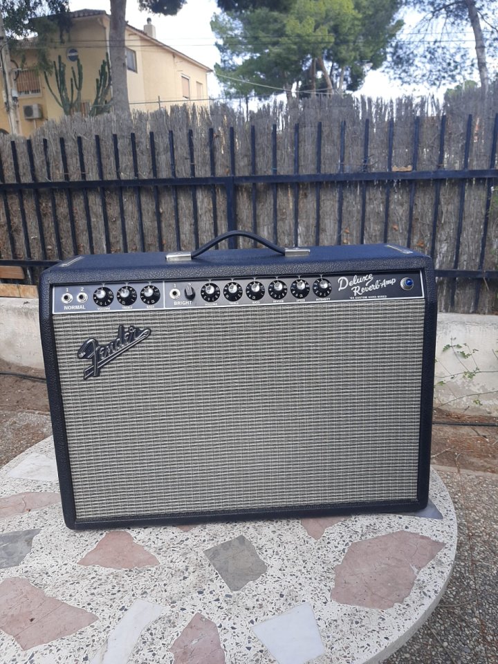 Fender 64 Custom Deluxe Reverb (P. Vecino mod) de segunda mano · Foto 5 de 9 · Murcia · 2500 €
