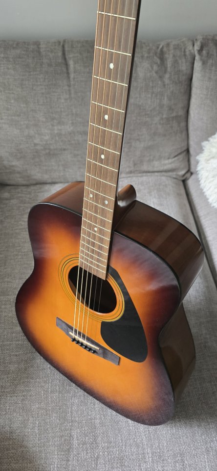Yamaha Acústica de segunda mano · Foto 9 de 10 · Madrid · 70 €