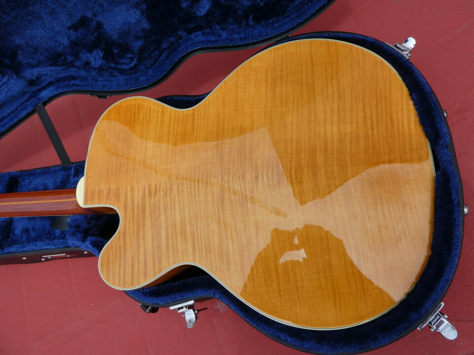 Guild X175 Manhattan "Special Blonde"