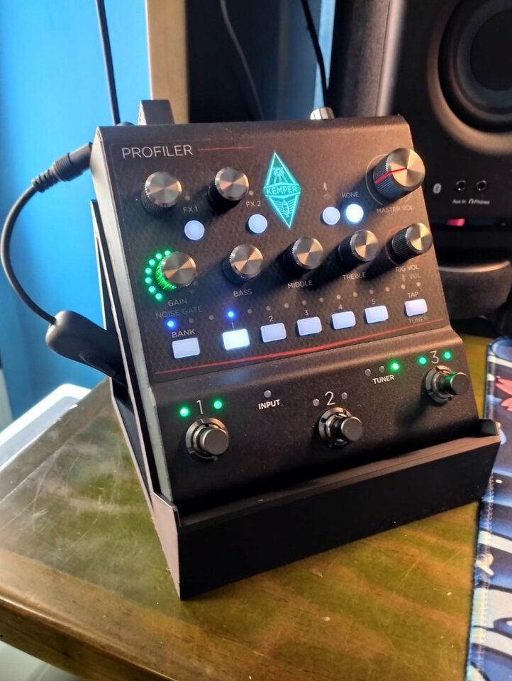 Stand Kemper Profiler Player