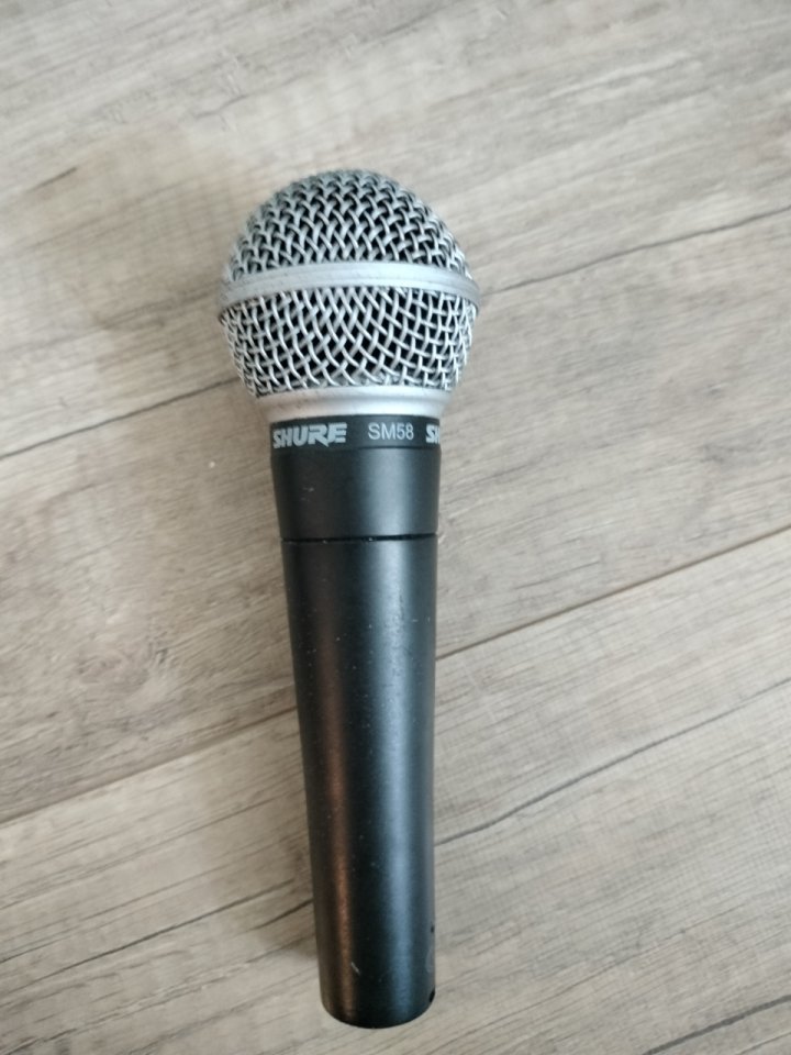 Shure SM58