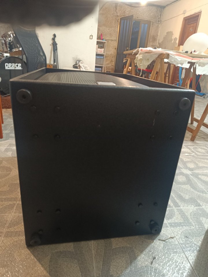 Subwofer Alto Ts18 Truesonic 1200w Nuevos, 2 usos