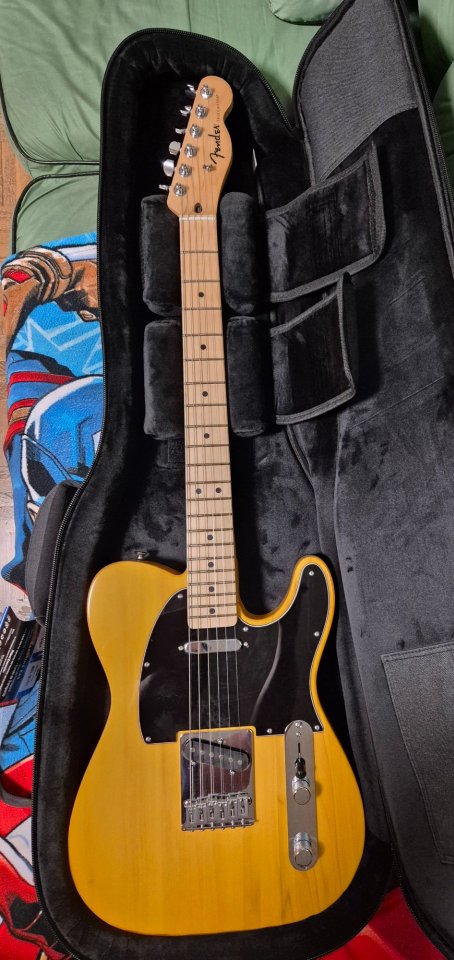 Fender Telecaster Standard Butterscotch 2025 de segunda mano · Foto 1 de 9 · Murcia · 400 €