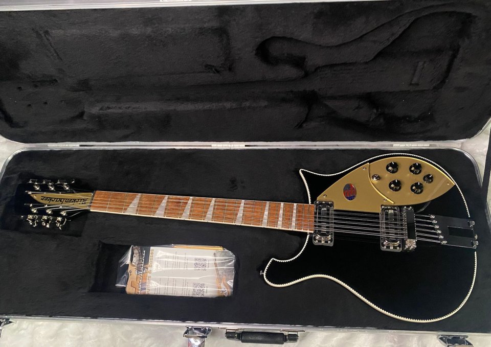 Rickenbacker 660/12 Jetglo 2026 , Nueva sin estrenar. de segunda mano · Foto 1 de 7 · Madrid · 3499 €