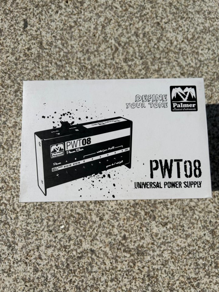 Fuente de alimentación PWT08 de segunda mano · Foto 1 de 2 · Pontevedra · 40 €