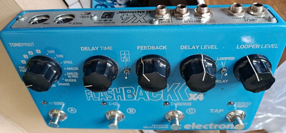 TC Electronic Flashback X4 DELAY & LOOPER de segunda mano · Foto 3 de 4 · Málaga · 120 €