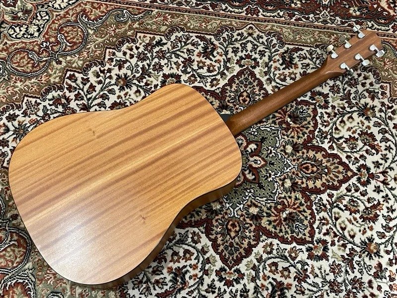 Guitarra acústica Taylor 110e Satin Sunburst