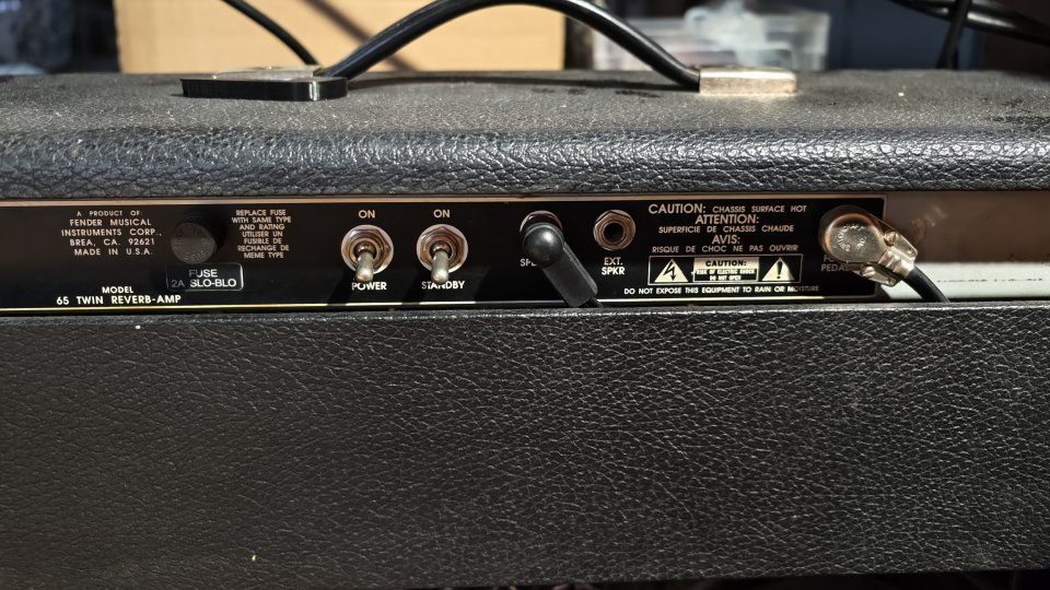 Fender Twin reverb de segunda mano · Foto 3 de 4 · Valencia · 950 €