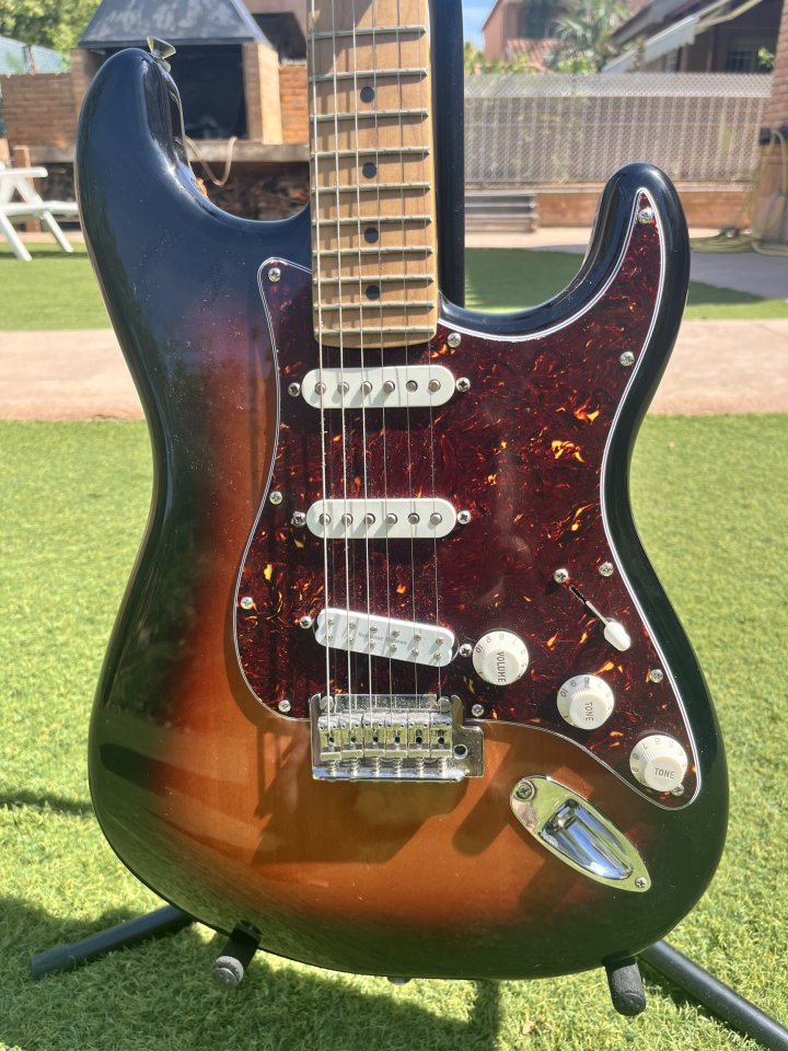 Fender Stratocaster Edición Limitada Fat 50s de segunda mano · Foto 2 de 10 · Valencia · 680 €