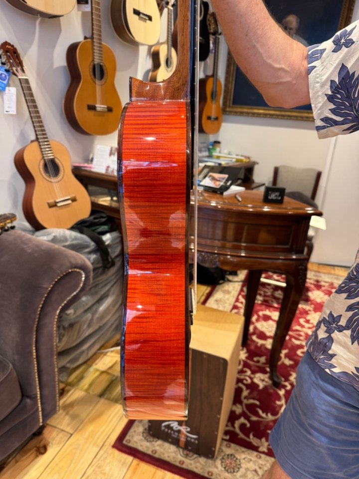 Guitarra flamenca de Manuel Rodríguez de segunda mano · Foto 2 de 4 · Sevilla · 1000 €