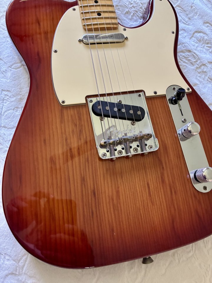 Fender American Professional II Telecaster de segunda mano · Foto 3 de 10 · Madrid · 1380 €