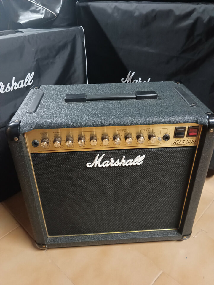 Marshall 4501 JCM900 Dual reverb EL34